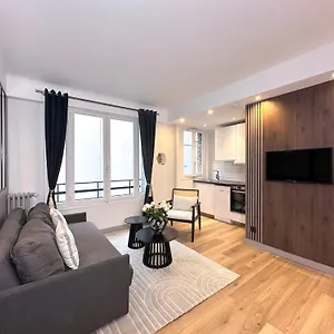 Champs Elysées - Amazing Loft - 1628 France