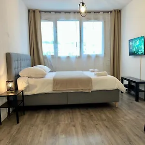 studio-grenoble-gare-gem-place-parking-gratuit.hotels-rhonealpes.com/
