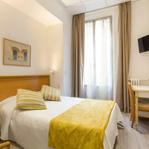Hotel Busby, Nizza